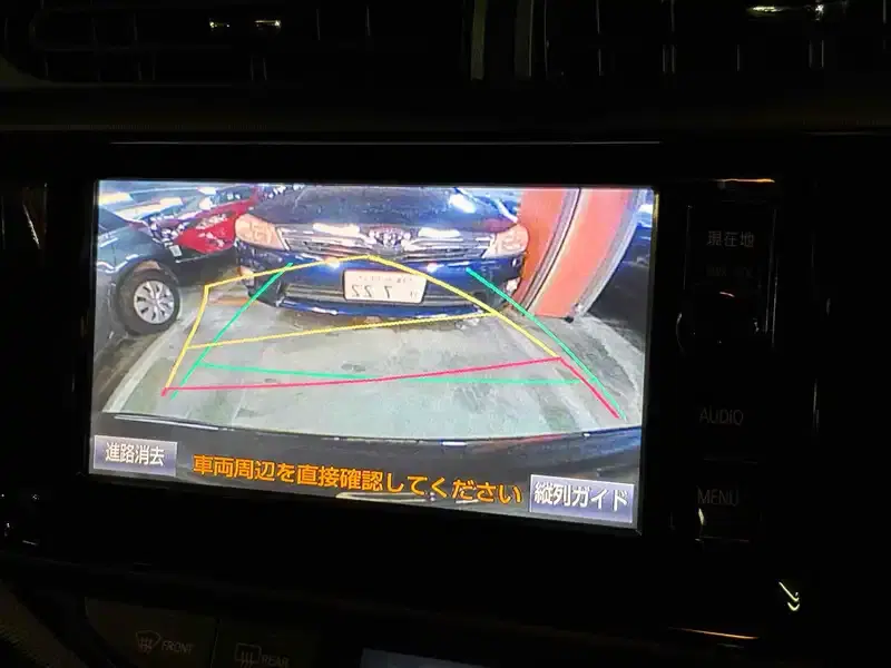TOYOTA AQUA S Image 6