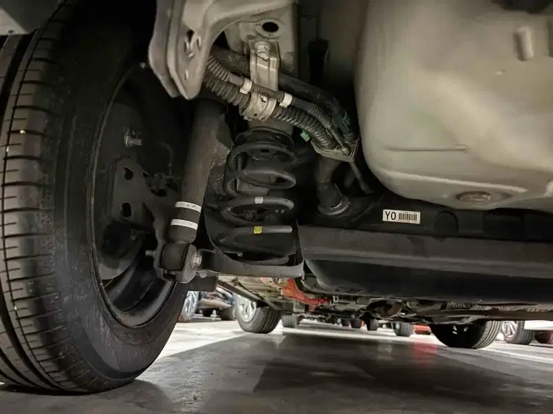 TOYOTA AQUA S Image 15