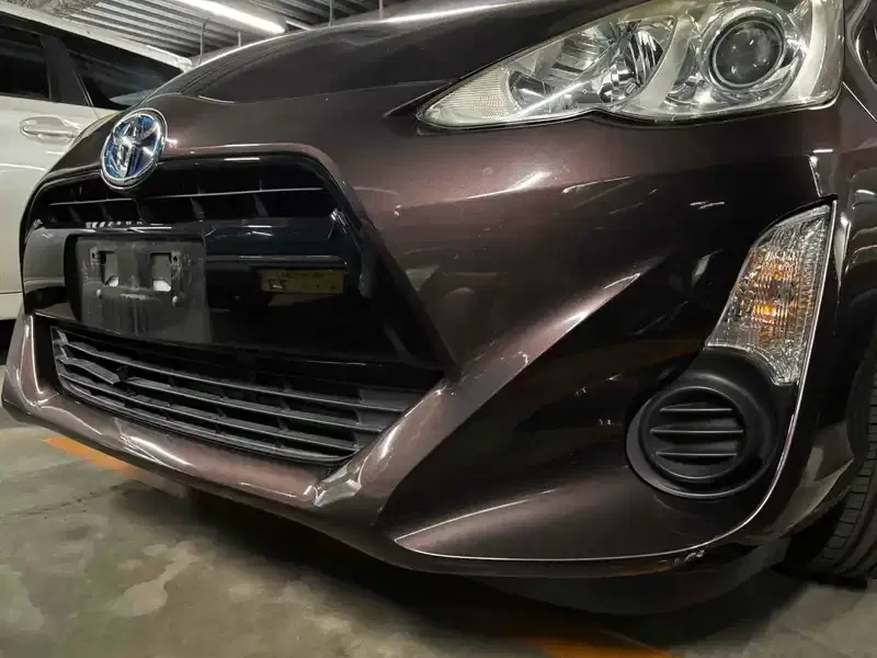 TOYOTA AQUA S Image 12