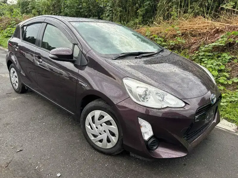 2016 Toyota AQUA 55,754 km