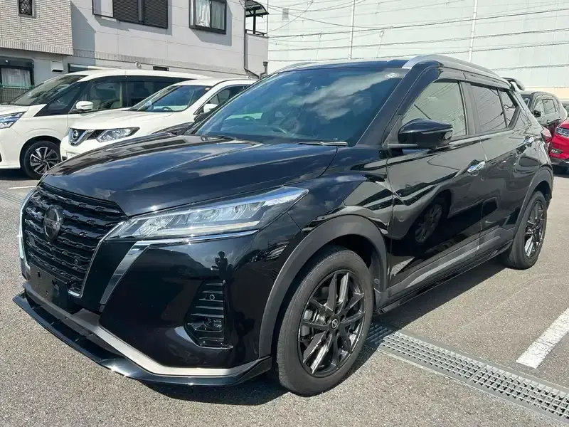 2020 Nissan KICKS 56,000 km