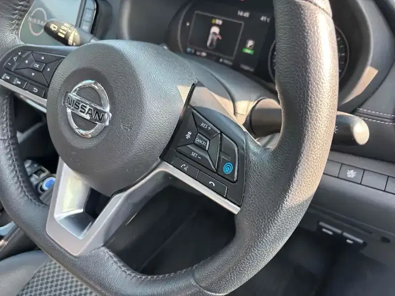 NISSAN KIX X Image 6