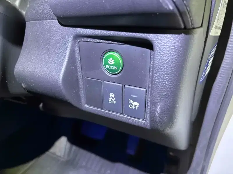 HONDA VEZEL HYBRID X Image 14