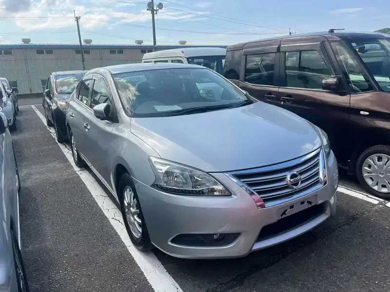 2014 Nissan SYLPHY 82,000 km