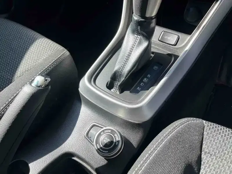 SUZUKI SX4 S- CROSS Image 9