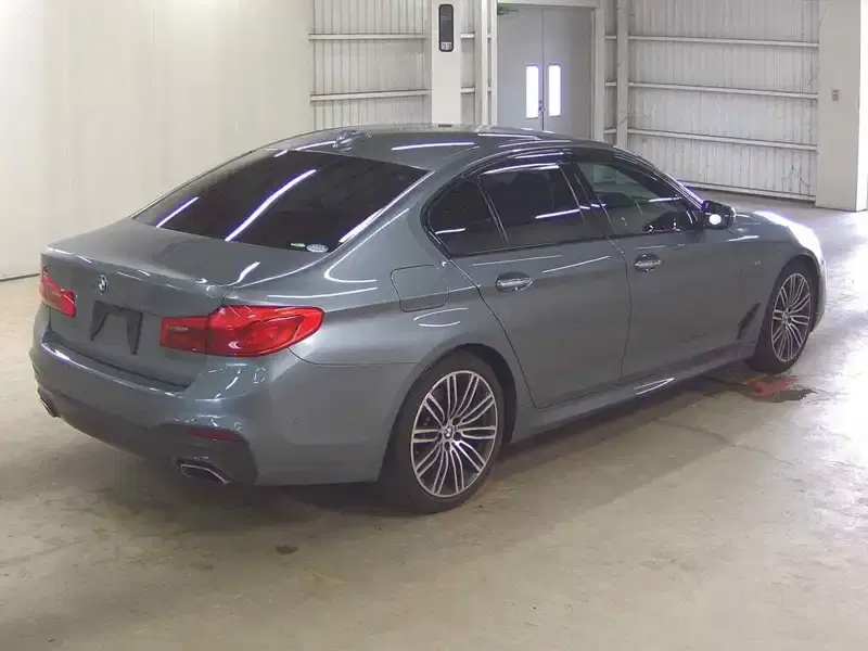 BMW 523I M-SPORT  Image 5