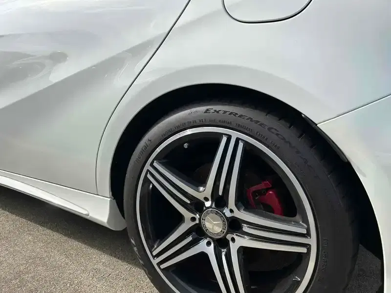 MERCEDES BENZ BENZ A CLASS A250 SPORT Image 23