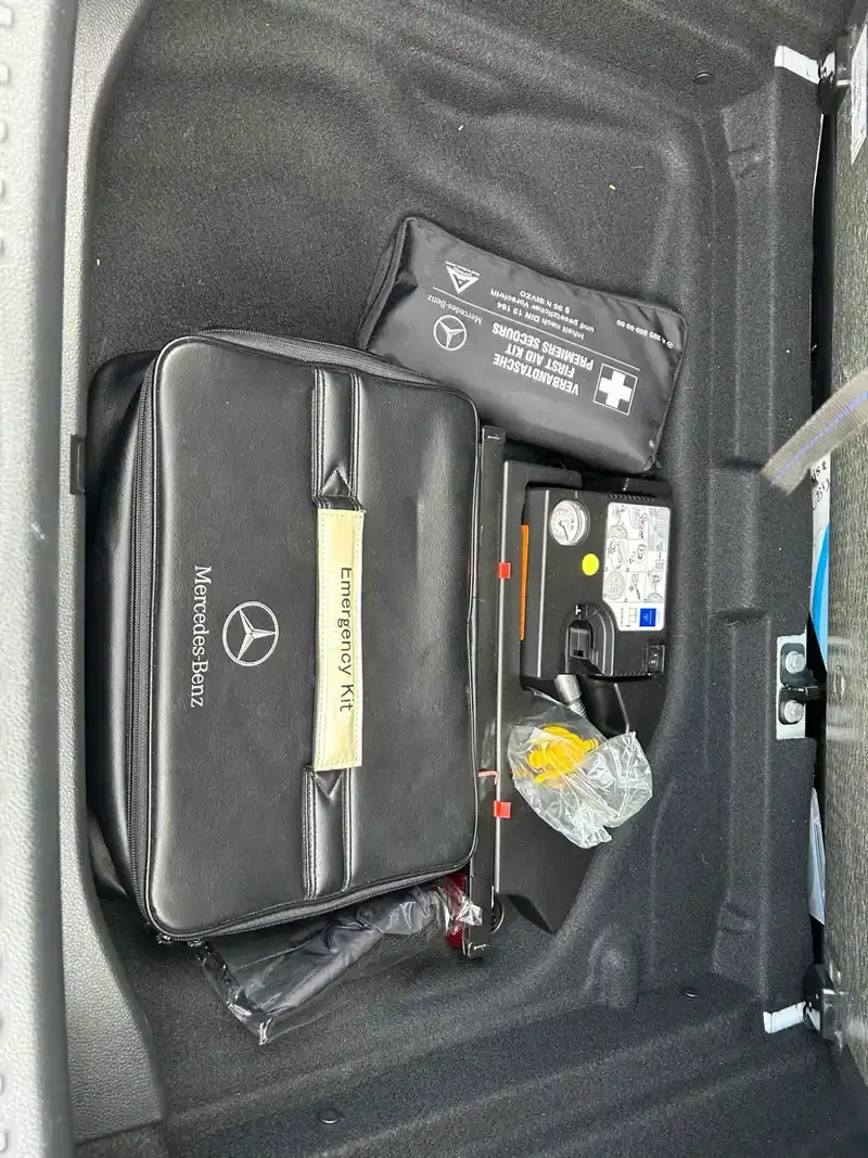 MERCEDES BENZ BENZ A CLASS A250 SPORT Image 17