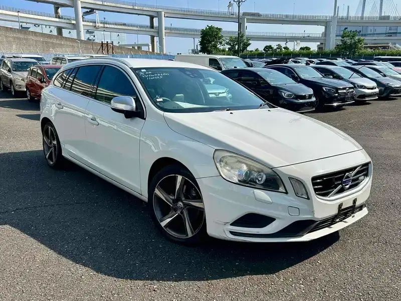 2012 Volvo V60 80,000 km