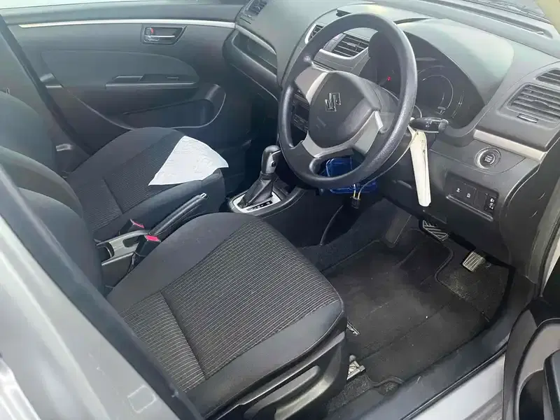 SUZUKI SWIFT 5D XG-DJE Image 28