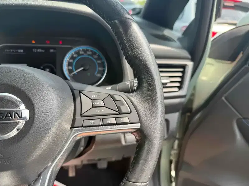 NISSAN LEAF X Image 23