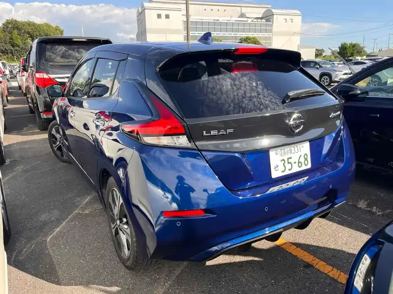 NISSAN LEAF X V SMART Image 2