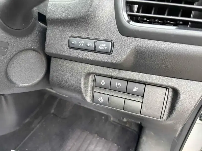 NISSAN LEAF X Image 4