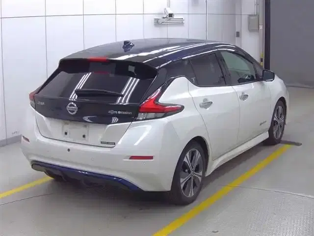 NISSAN LEAF X V SMART Image 25