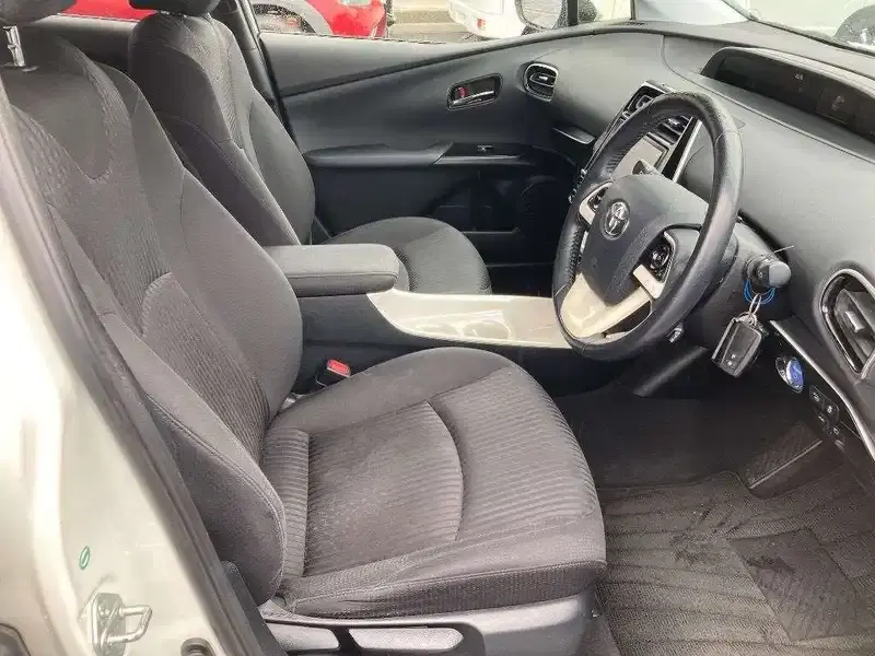 TOYOTA PRIUS A Image 3