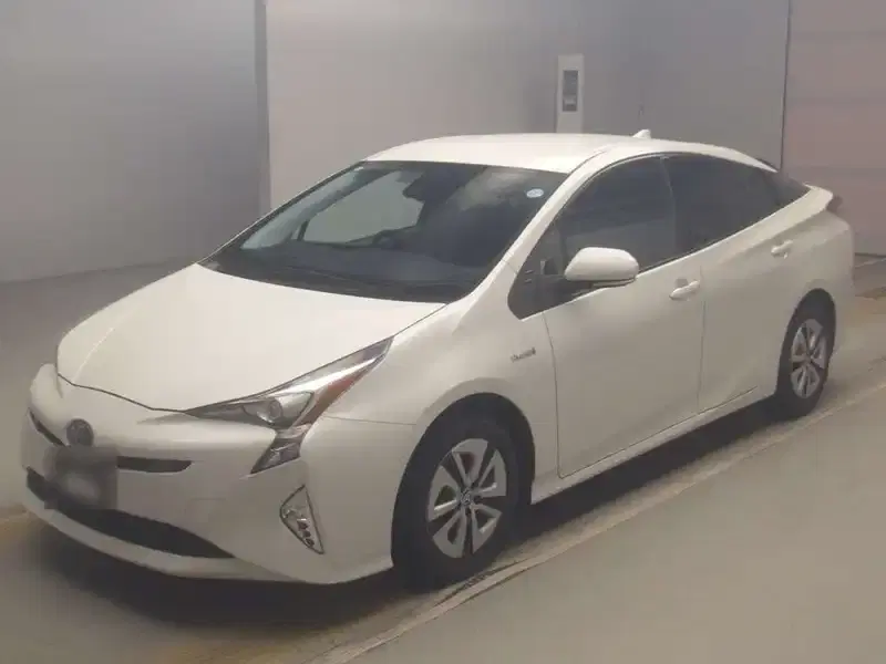 2016 Toyota PRIUS 109,000 km