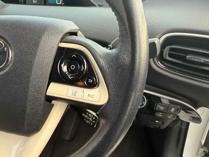 TOYOTA PRIUS A Image 11