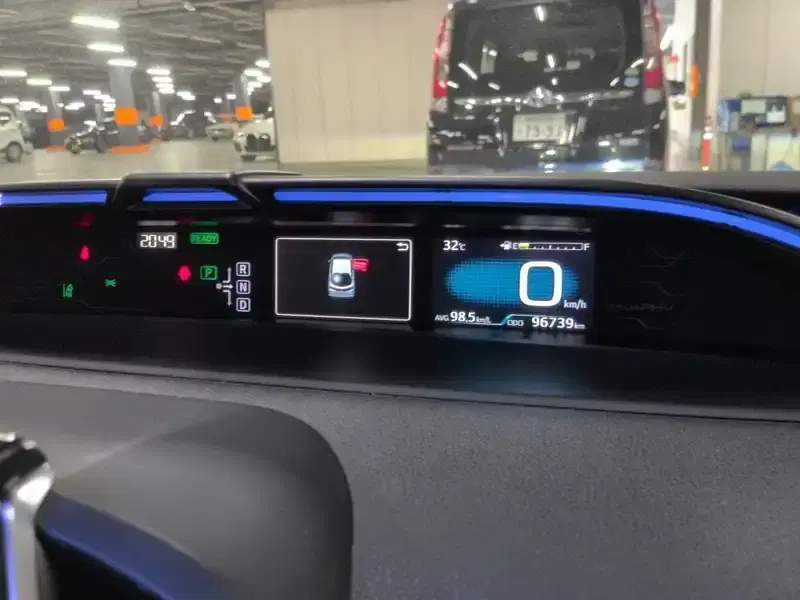 TOYOTA PRIUS PHV S NAVI PACKAGE Image 8