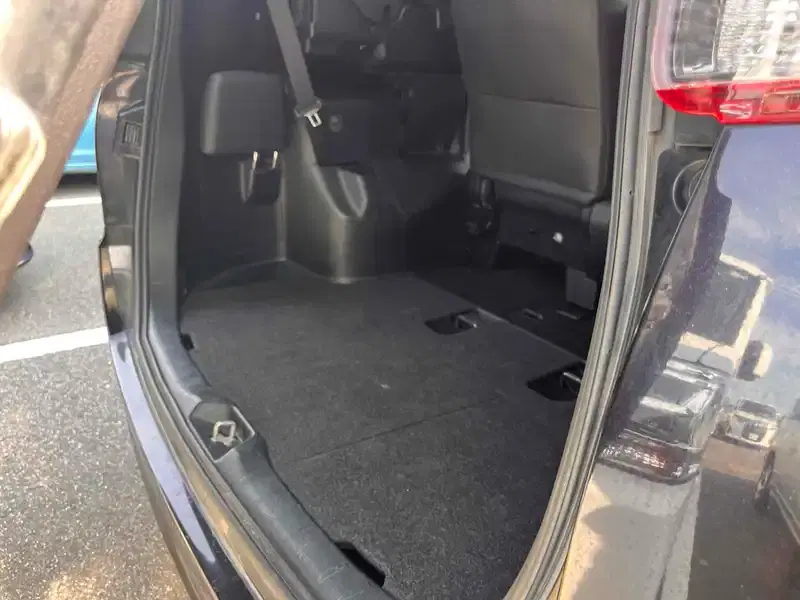 TOYOTA ESQUIRE HYBRID GI Image 18