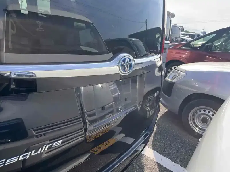 TOYOTA ESQUIRE HYBRID GI Image 31