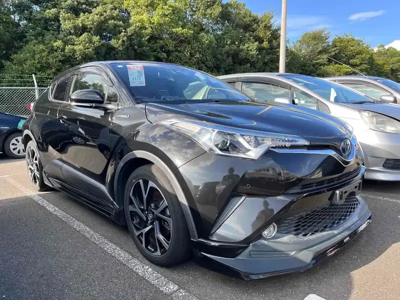 2017 Toyota C-HR 105,000 km